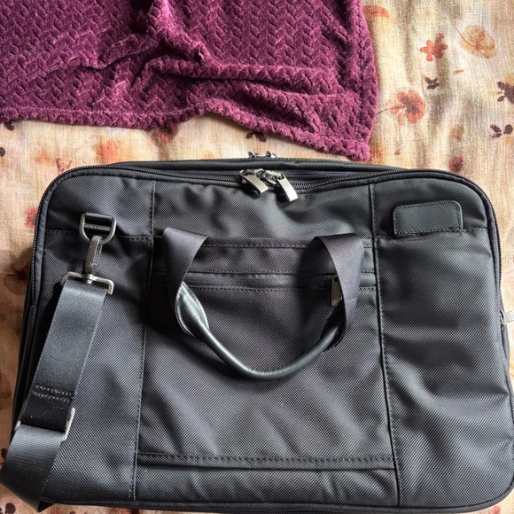 Briggs and Riley laptop bag - Picture 6 of 7